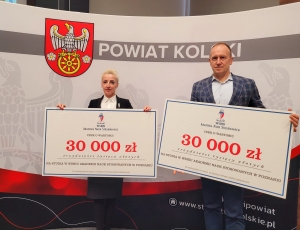 Zdjęcie: 2 BONY EDUKACYJNE DLA ZDOLNEJ MŁODZIEŻY Z POWIATU KOLSKIEGO!!!!