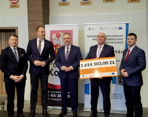 Zdjęcie: Podpisanie umowy na dofinansowania ze środków UE na rzecz SP ZOZ w Kole 