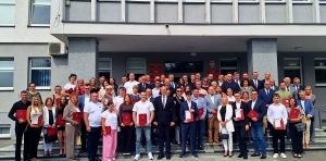 Zdjęcie: Stypendia Starosty Powiatu Kolskiego wręczone