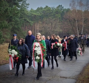 Zdjęcie: IX MARSZ PAMIĘCI OFIAR KULMHOF 