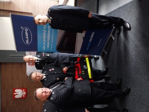 Zdjęcie: Przekazanie przez firmę GLASPO Sp. z o.o. Medycznych Toreb R1 dla jednostek OSP z powiatu kolskiego