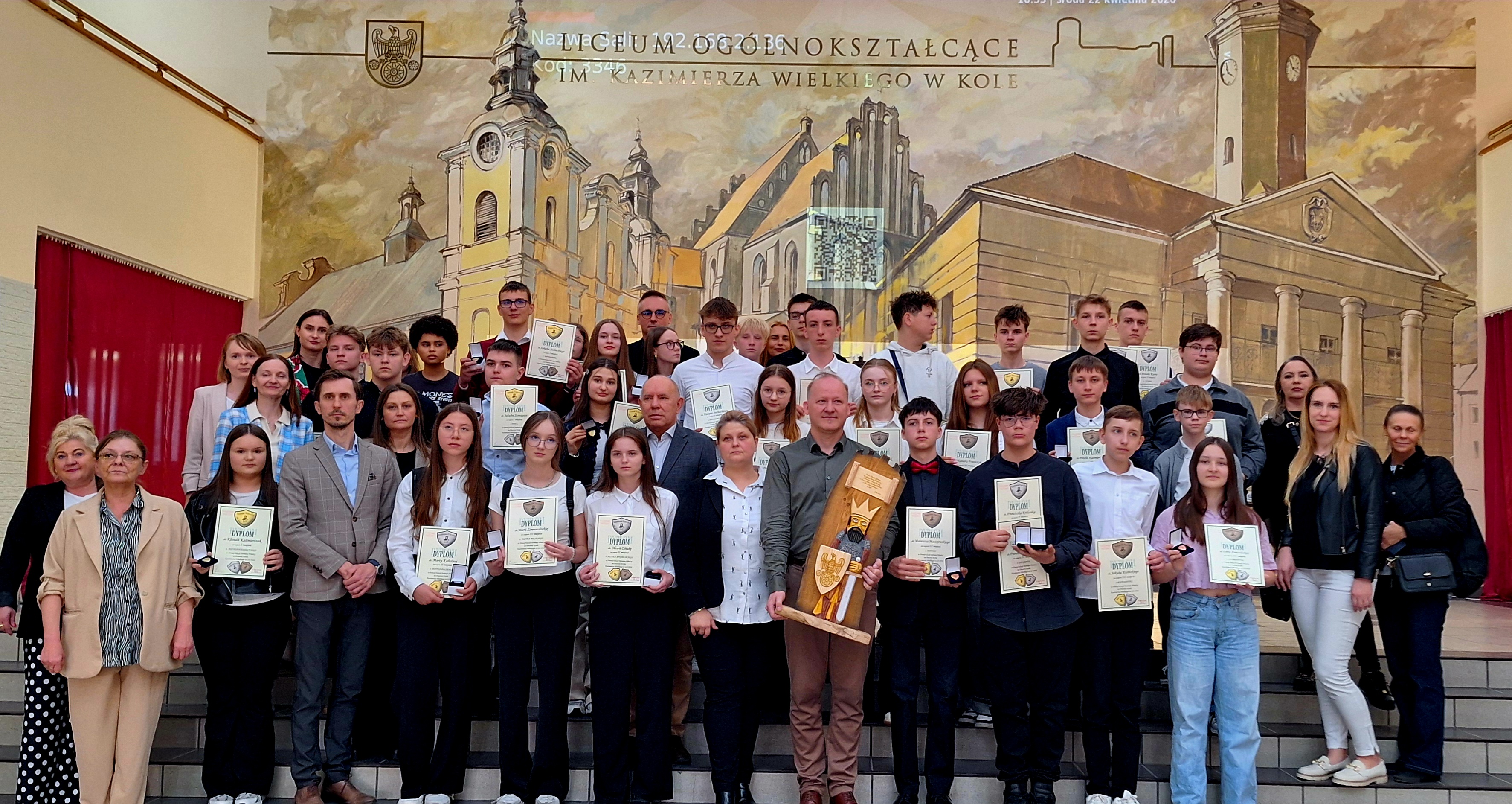 Zdjęcie do Powiatowy Turniej Wiedzy na Dworze Króla Kazimierza Wielkiego w LO w Kole